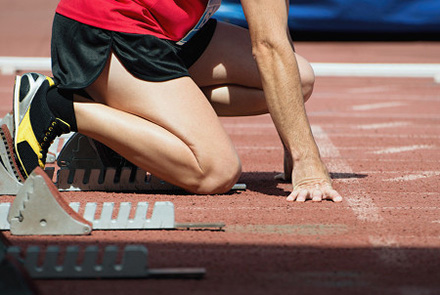 双引擎发力4-1大胜狼队，曼联升至第6：阿莫林终于是露出笑容