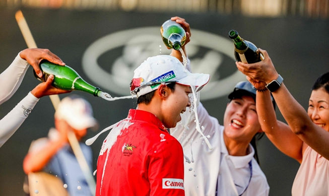 拜仁众将美职联决赛前给穆勒加油：我们都会看比赛，祝夺冠！