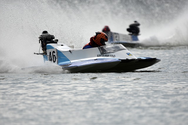 哈兰德调整状态，福登表现亮眼，曼城需减少依赖，提升团队协作，福登自信回归，瓜迪奥拉信任队友。